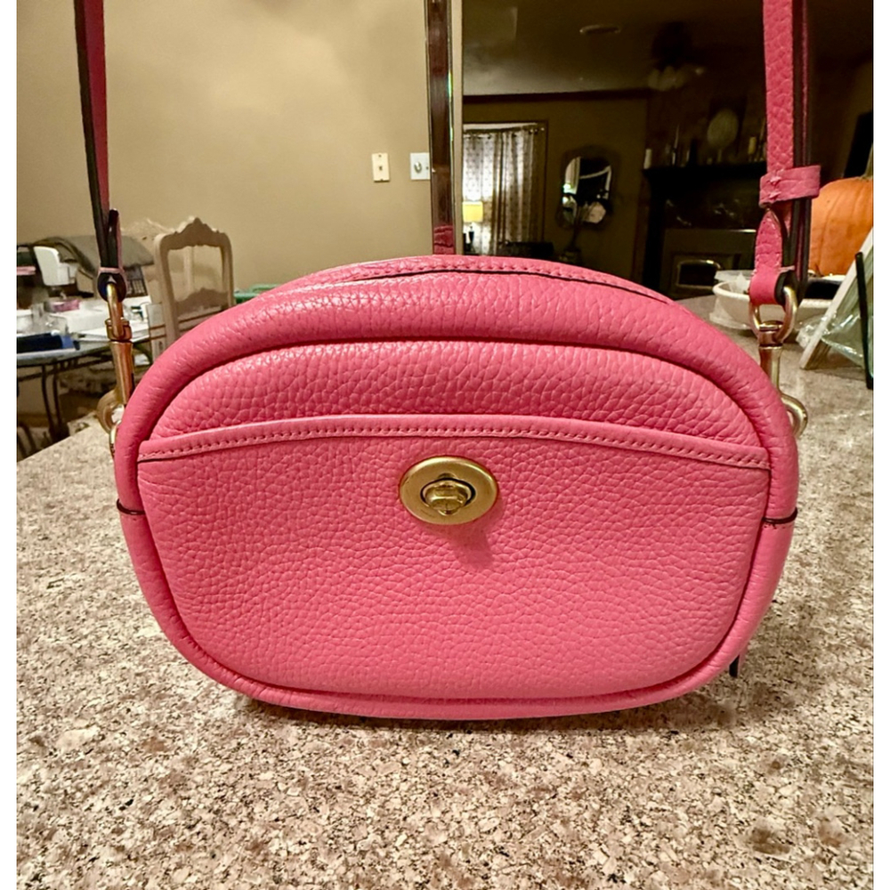 Coach Camera Bag - Picture 3 of 8